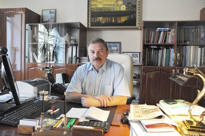 Директор медколледжа Валерий Кривецкий Школа милосердия