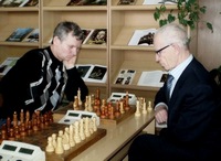 Лыжи, гири, шахматы...