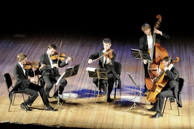 Нескучная музыка &quot;Бонквинтона&quot;