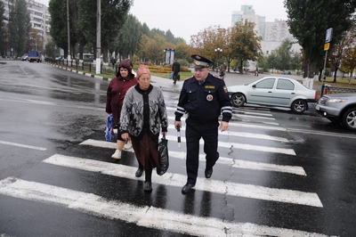 Маме семьдесят два года...