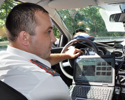 Машины летят, как пули...