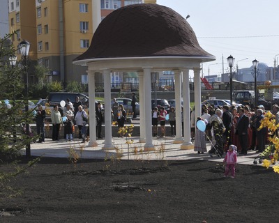 Новый сквер понравился жителям микрорайона Есенинский сквер