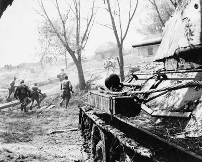 Части 18-го танкового корпуса ведут бой на окраинах села Васильевка Трагичная победа