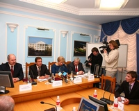 Возьмёмся за руки, друзья