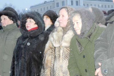Он посреди нас!