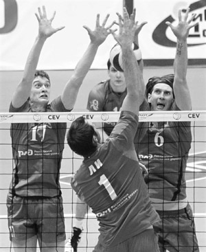 За выход в финал