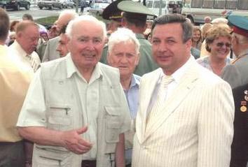 2001_4.jpg