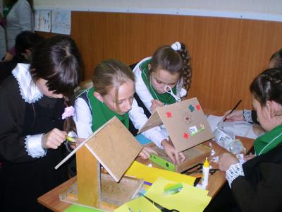 Покормим пернатых
