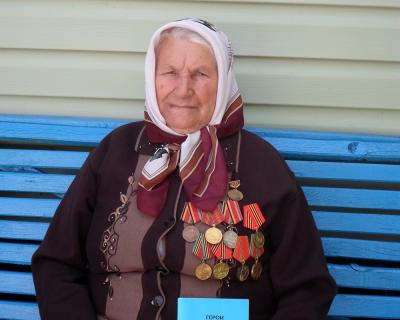 Работа казалась невыносимой, но никто не отказывался...