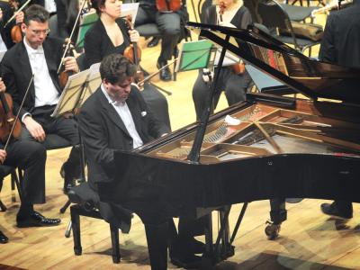 Мы напомним миру о событиях на Курской дуге...