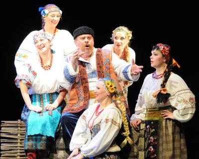 Как кОзаки и кОзачки  повесть разыграли