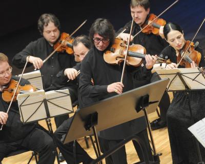 2 апреля. Концерт в Белгородской государственной филармонии. Выступают народный артист России Юрий Башмет и его камерный ансамбль «Солисты Москвы» Духовная весна с Башметом